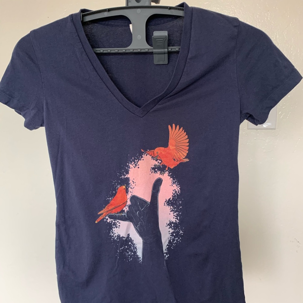 Graphic TShirt with birds